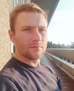 Александр Новиков